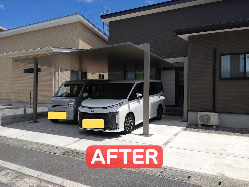 玄関前の駐車スペースに2台用のカーポートSCを取付けさせてい